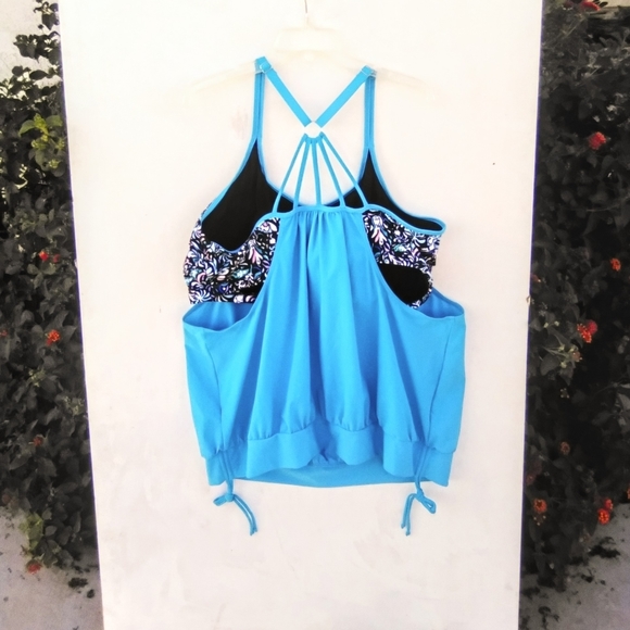 Nwt plus size flowy bathing suit top - Picture 3 of 9